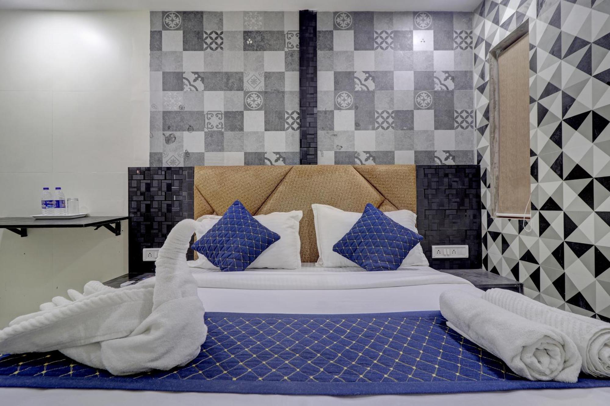 Parle Capsulehotel *