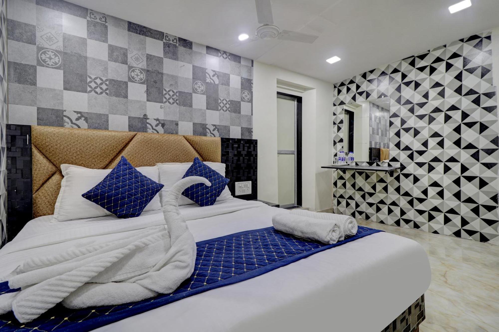 Capsulehotel Parle Mumbai (Bombay)